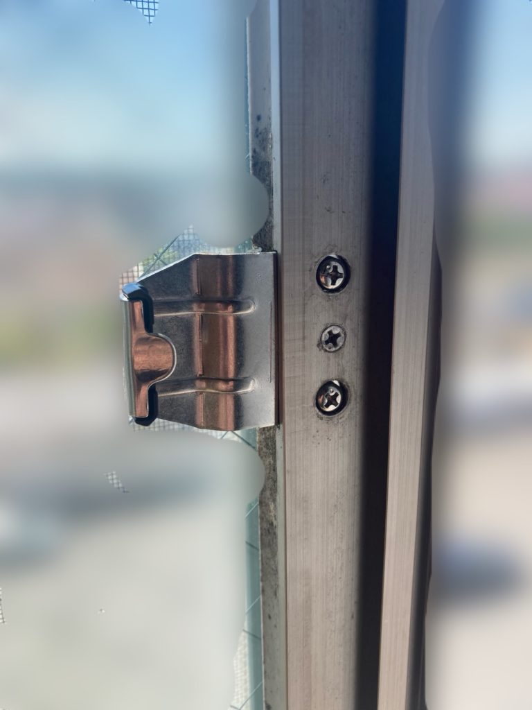 仙台市泉区マンションクレセント窓の鍵の修理